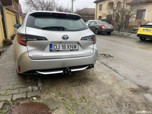 Vând Toyota Corolla break hybrid 2,0,stare excelentă, istoric la zi,77000 km  - imagine 9