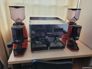 Espressor profesional cu 2 râșnițe
