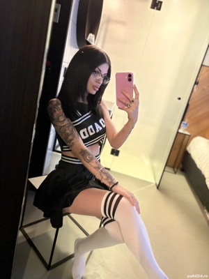 Servici top ! Am revenit Selena