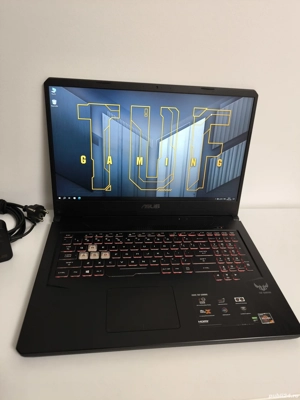 Laptop gaming ASUS TUF FX705DU Ryzen 7 3750H, 17.3", 16GB, GTX 1660Ti