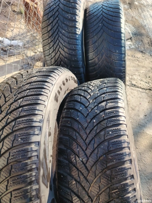 Vând anvelope de iarna 