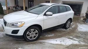 Volvo XC60  - imagine 3