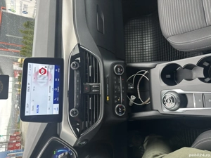 Ford Kuga plugin hybrid - imagine 6