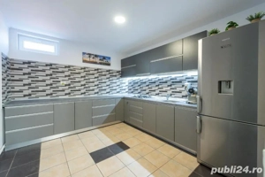 VANZARE Vila Casa Pensiune 8 camere 20 LOCURI Eforie Nord AFACERE La Cheie - imagine 4