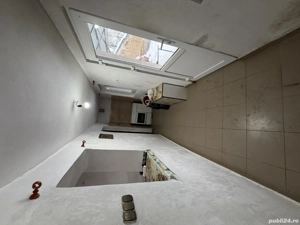 Casa de vanzare cu gradina mare si loc de casa cu front stradal mare - imagine 5