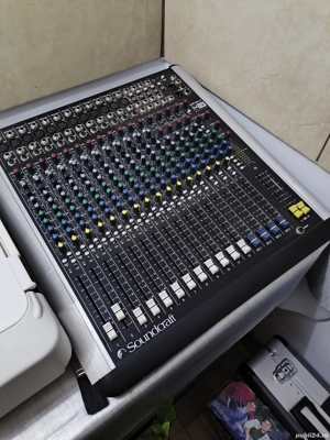 Mixer audio Soundcraft mx12