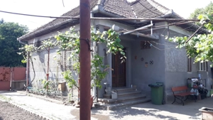 Vînd casă de cărămidă, Hunedoara, vizavi de INSTITUT 