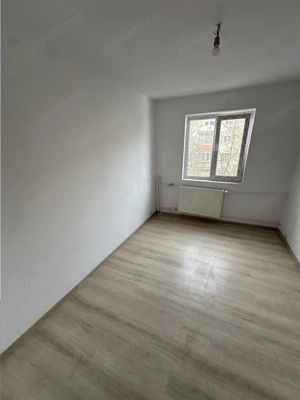 4 camere etaj 3 langa Mall