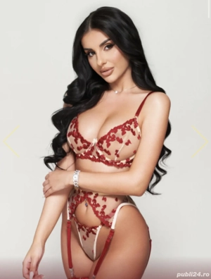 Buna! Numele meu este Karina! 100% reala!!