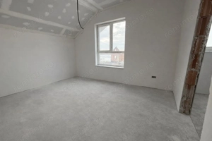 COMISION 0 | Duplex modern cu 4 camere de vânzare | Sacalaz - imagine 3