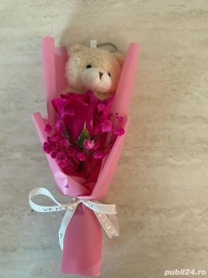 Buchet LoveBear cu Trandafir din Săpun Parfumat - imagine 2