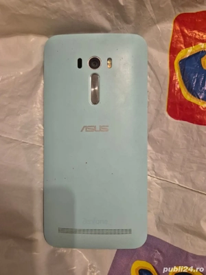 telefon Asus