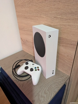 X Box series S (Consolă Xbox Series S (Digital Edition)