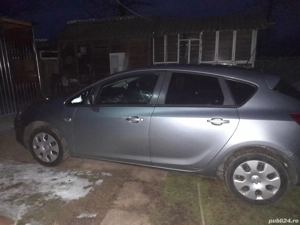 Opel Astra J 2011 GPL 1.4 - imagine 3