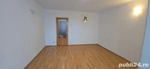 Proprietar vand garsoniera zona Favorit bloc T1 Tratoria