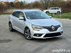 Vând Renault Megane 4 2017(decembrie) avariat
