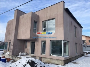 Vila P+1 cu Pompa de caldura ,Panouri Fotovoltaice si Baterie Stocare - imagine 2