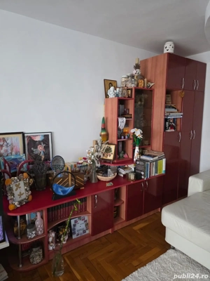 Vând mobila de sufragerie in stare foarte buna