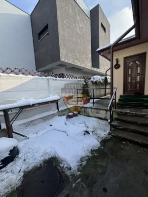 Casa 3 camere, Faleza Nord, 2 parcari, semidecomandata, curte, centrala gaz, A/C