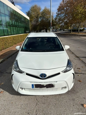 toiota prius plus 