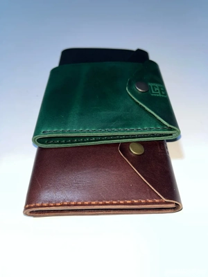 Portofel handmade din piele naturala