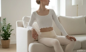 Top scurt Bershka marimea S