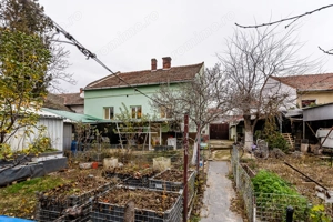 Casă solidă din cărămidă lângă Malul Mureșului cu 750 mp de teren - imagine 2