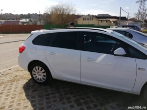 Opel Astra j 2015 1,6 - imagine 3