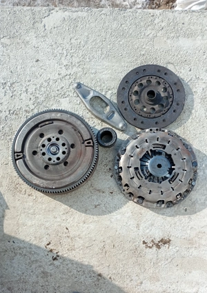 vand chit volanta ambreiaj BMW X3  - imagine 3