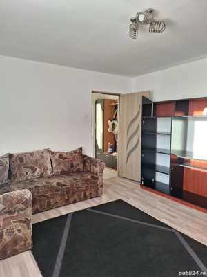 Privat, vând apartam 2 cam, 70000 euro, Hipodrom, zona Cedonia
