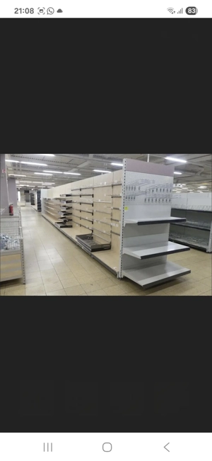 Setul include 10 unități de rafturi