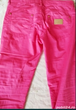 Blugi cu talie mică 