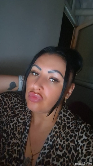 Singura în locație POZE REALE 