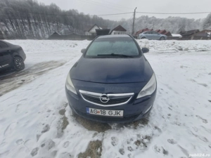 Vând Opel Astra J 
