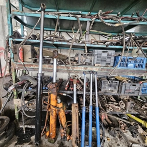 Cilindrii hidraulici  - imagine 5