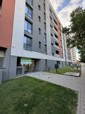 SAD - spațiu comercial de vanzare- pret de rezidential ial.