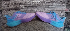 Adidași Alergare,Noi,foarte ușori.