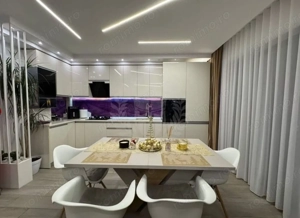 3 CAMERE // ALBERT // 2* BAI // 2* BALCOANE