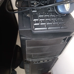 Monitor, laptop, etc