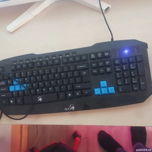 Vând pc cu carcasă nouă  - imagine 3