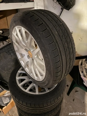 Set roți/jante Audi cu anvelope de iarnă Marime 235/45R17 XL