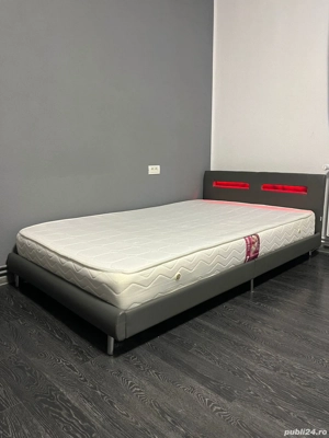 Vând două paturi cu leduri identice 120 200 