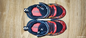 Adidași roșii Mărimea 25