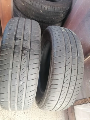 Se vinde anvelope 2 Michelin si 2 Roadhawk