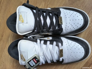 Pantofi sport Nike SB Dunk Low, mărimea 44,5