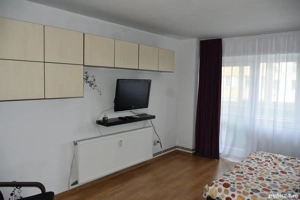 Inchiriez garsoniera zona Lacul Tei