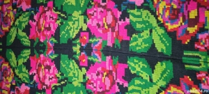 Covor cusut manual aproximat la 90 de ani - imagine 4