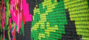 Covor cusut manual aproximat la 90 de ani - imagine 3