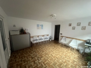 Ap 3 camere de închiriat la casa 