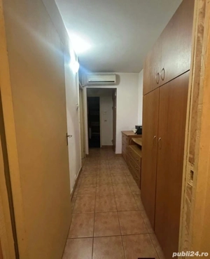 Se închiriază apartament 3 decomandate, 2 bai